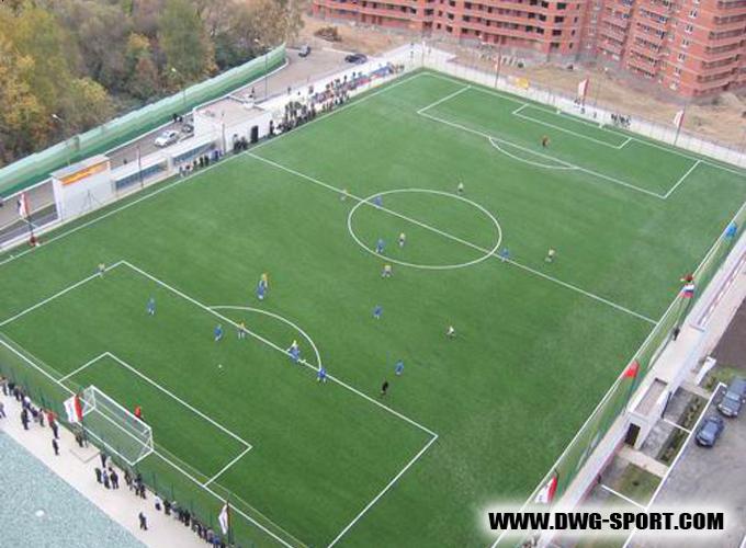 021_open_football_90x60_parking_pic_01.jpg