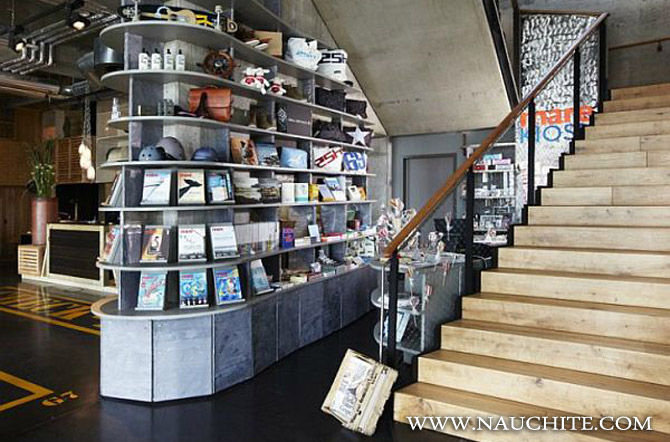 Boxpark-Shoreditch09.jpg