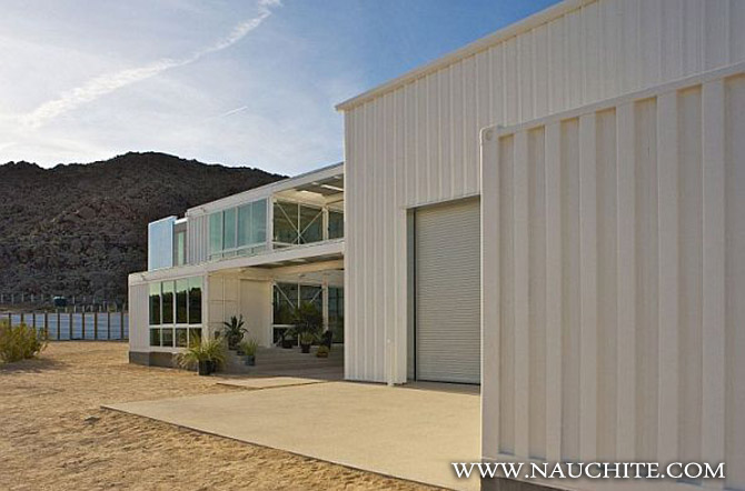 First-Shipping-Container-House-in-Mojave-Desert2.jpg