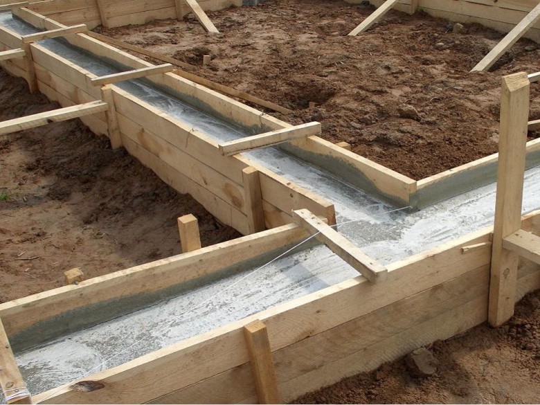 Fundament-dlya-teplitsyi-44.jpg