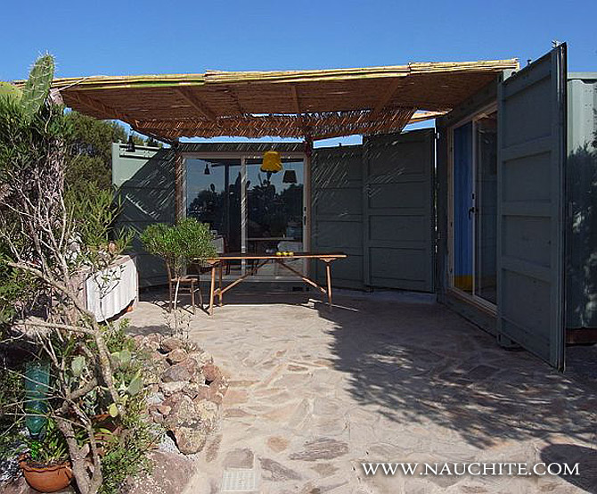 container-summer-residence3.jpg