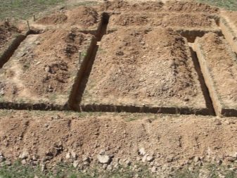 fundament-dlya-saraya-kakoj-luchshe-vybrat-i-kak-sdelat-4.jpg