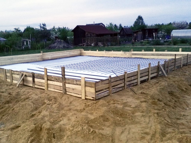 monolitnyy_plitnyy_fundament-002.jpg