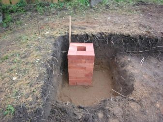 stolbchato-lentochnyj-fundament-tehnologiya-vozvedeniya-12.jpg